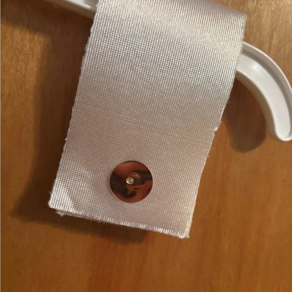 Black and Gold Dance Costume Child Large - Picture 7 of 9